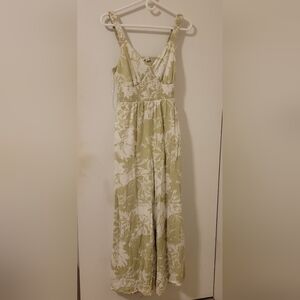 American Eagle Tropical Floral Cut Open Back Wide Leg Women's Jumpsuit Size L